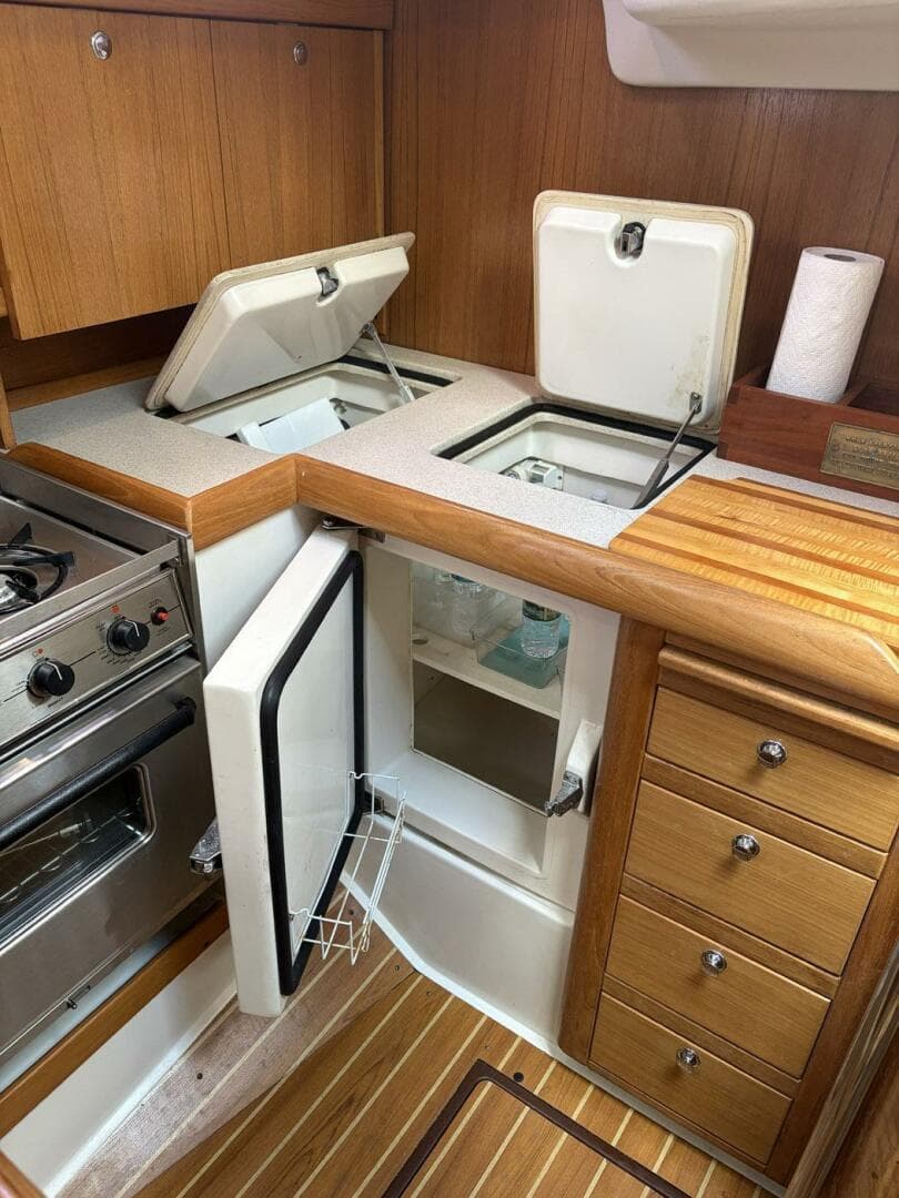 2004 Catalina 36 MkII