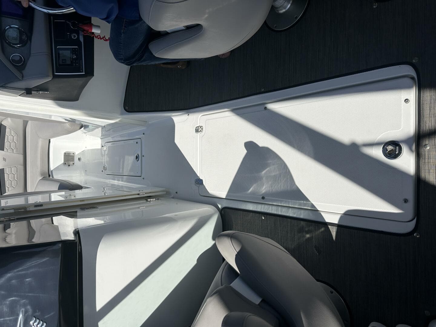 2022 Four Winns HD8 OB