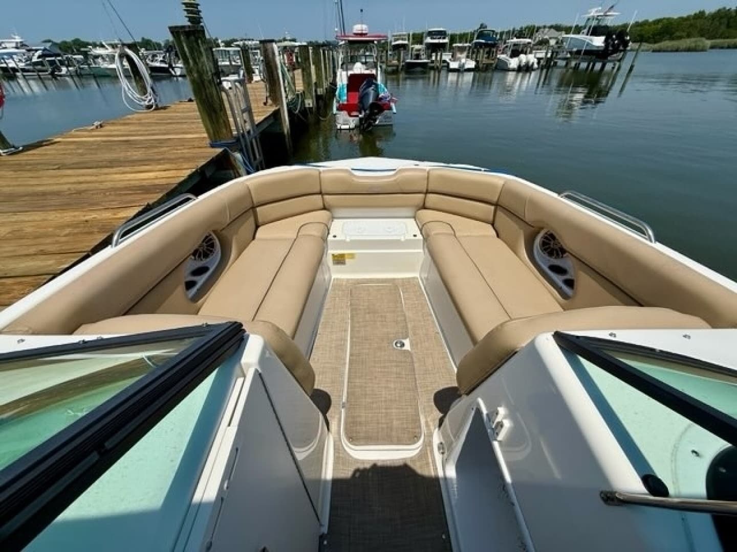 2019 NauticStar 243 DC