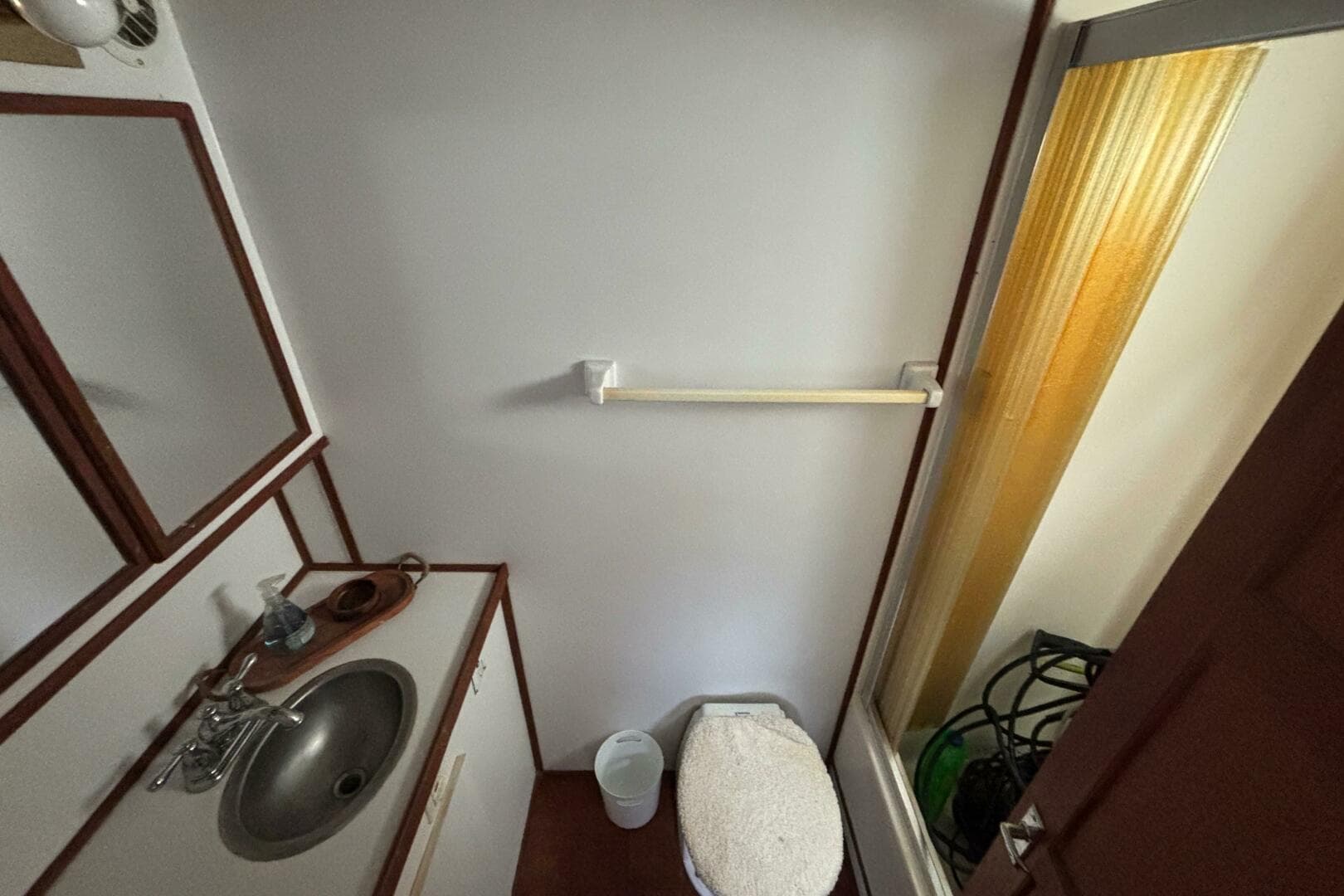 1994 Harbor Master 52 Coastal Cruiser