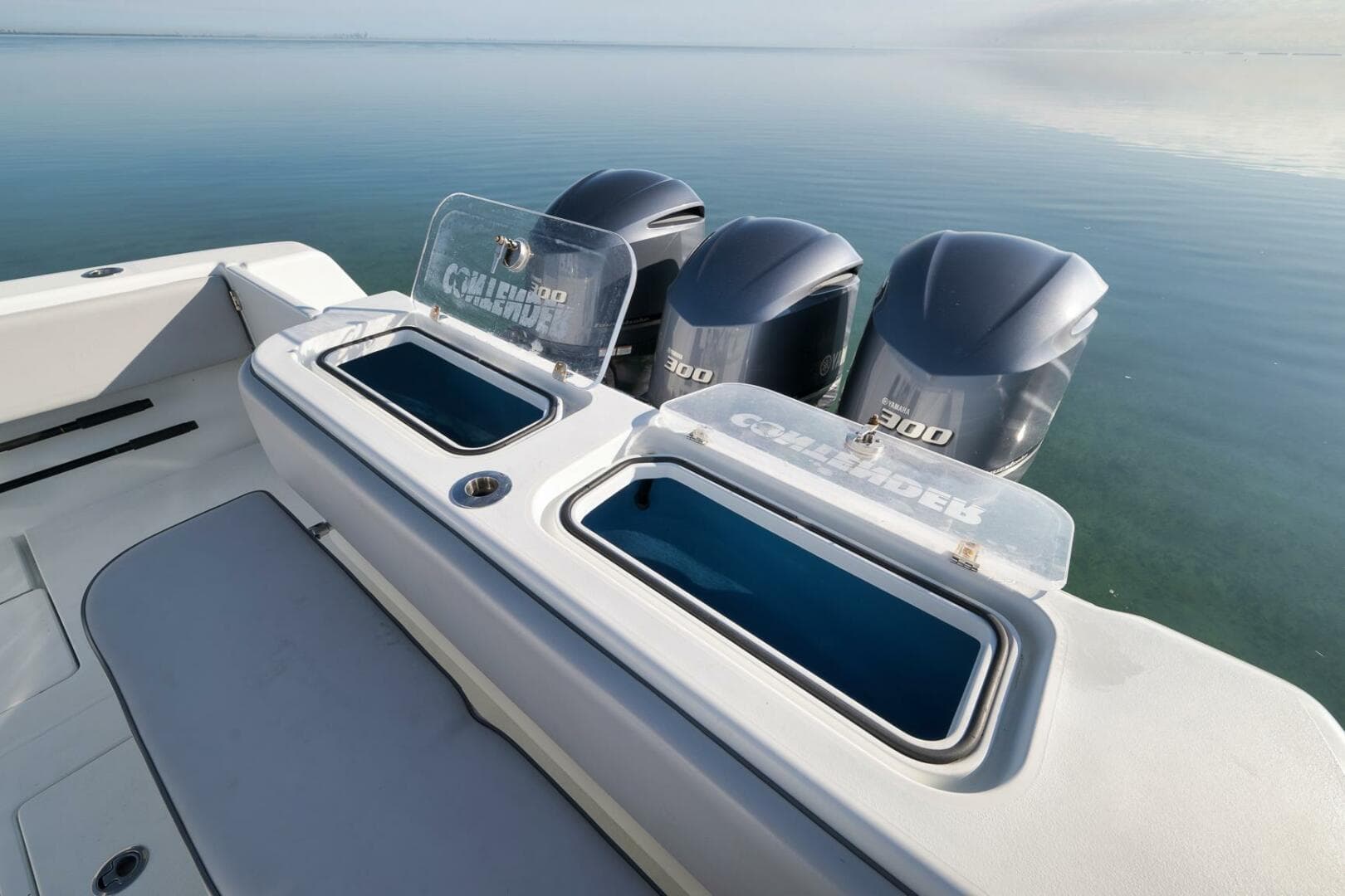 2021 Contender 39 ST