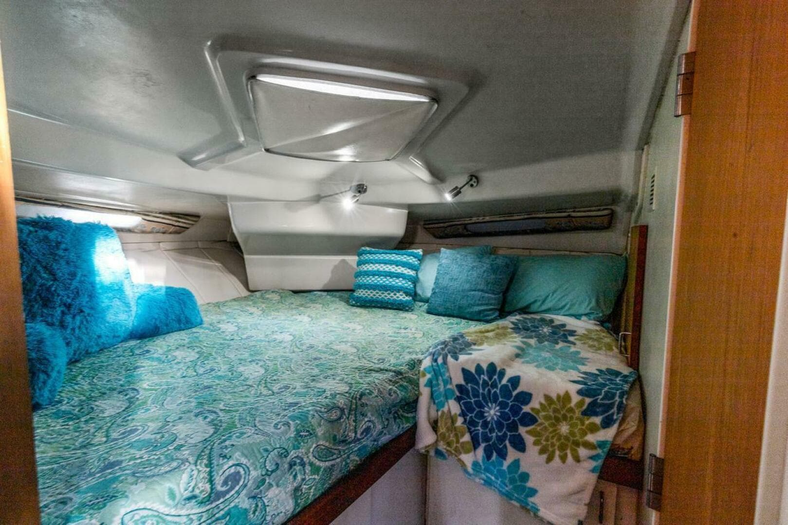 1996 Mainship 37 Motor Yacht