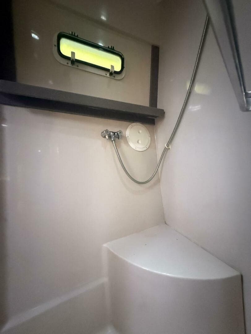 1996 Mainship 37 Motor Yacht