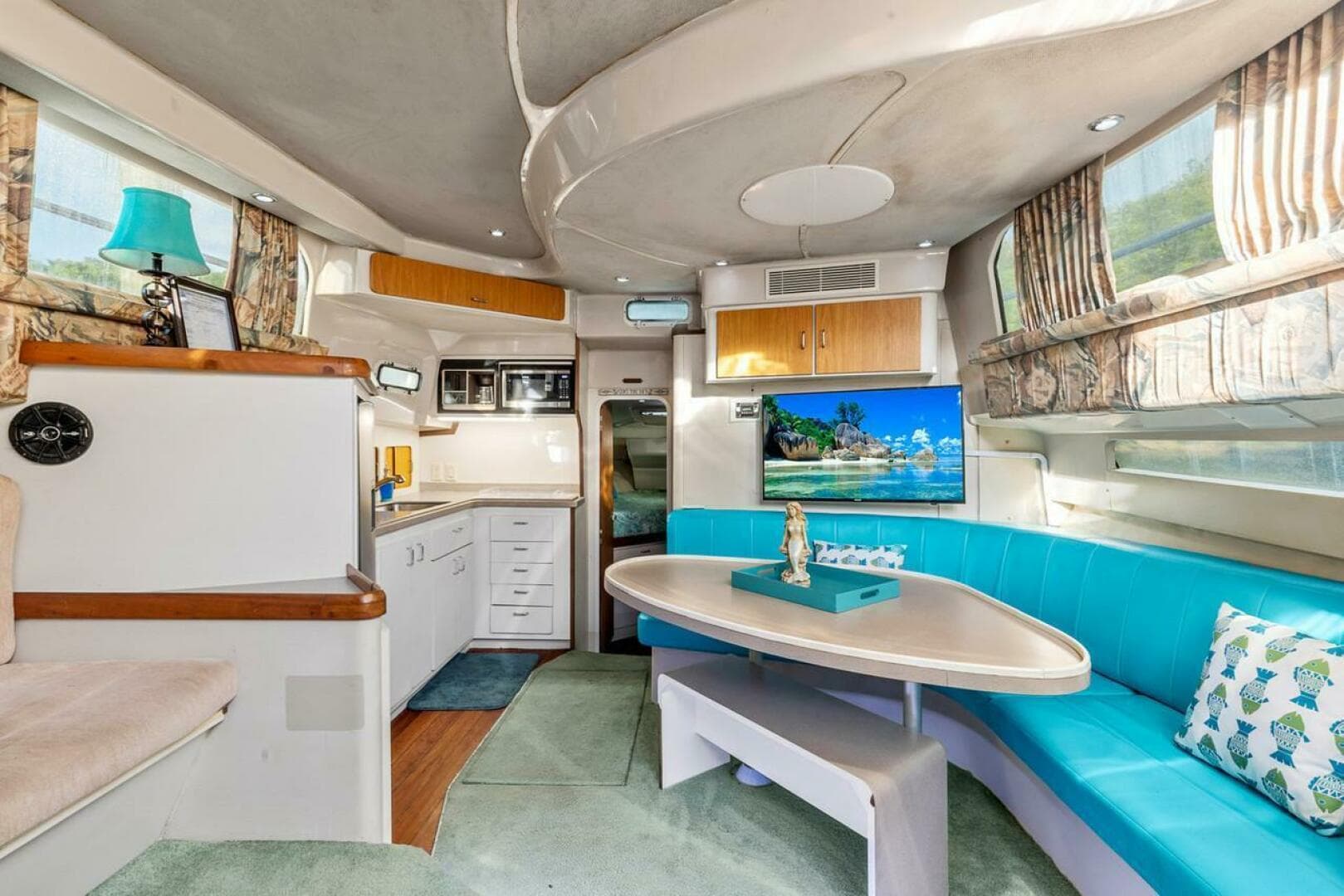 1996 Mainship 37 Motor Yacht