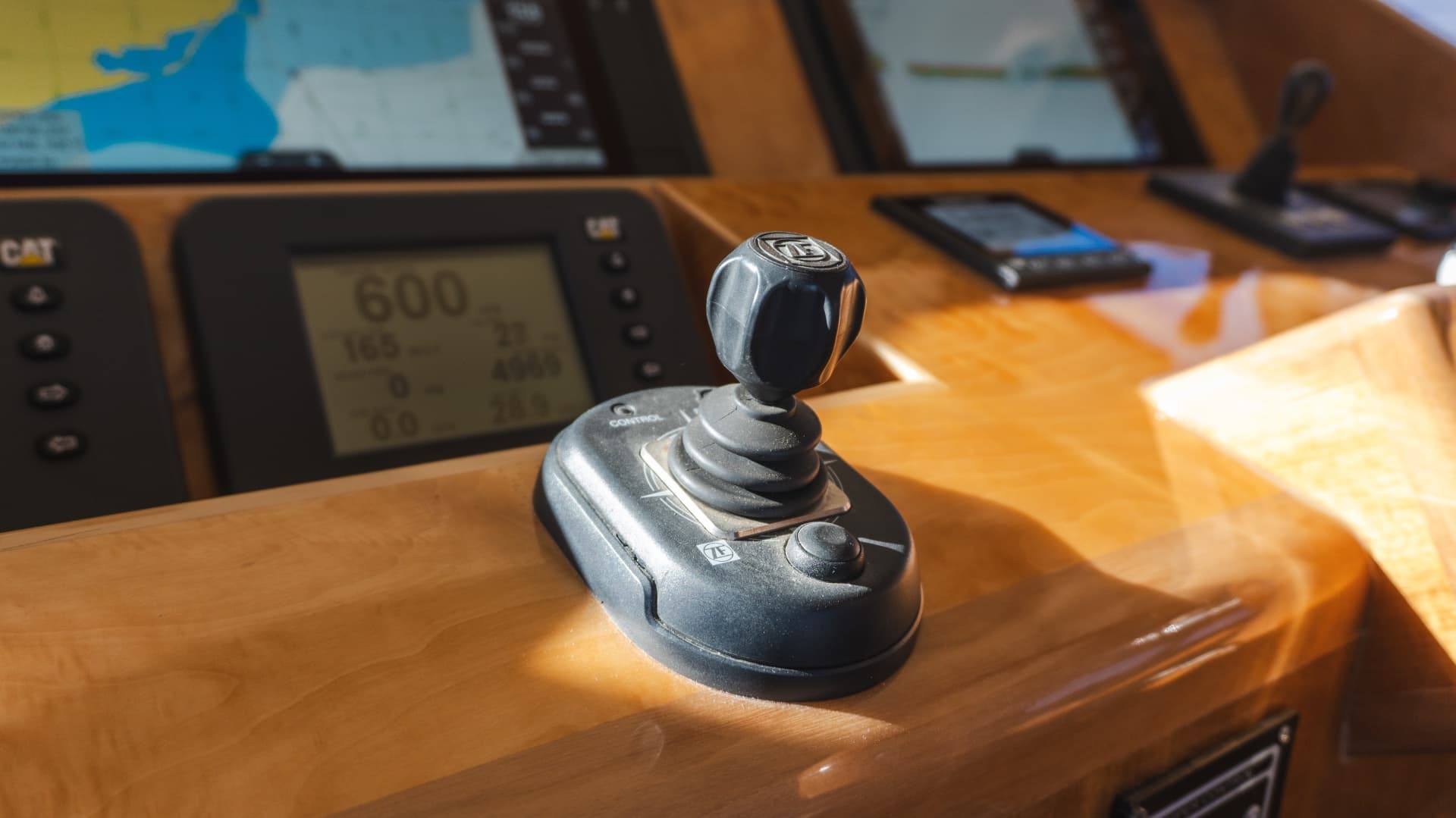 2012 McKinna 69 Skylounge