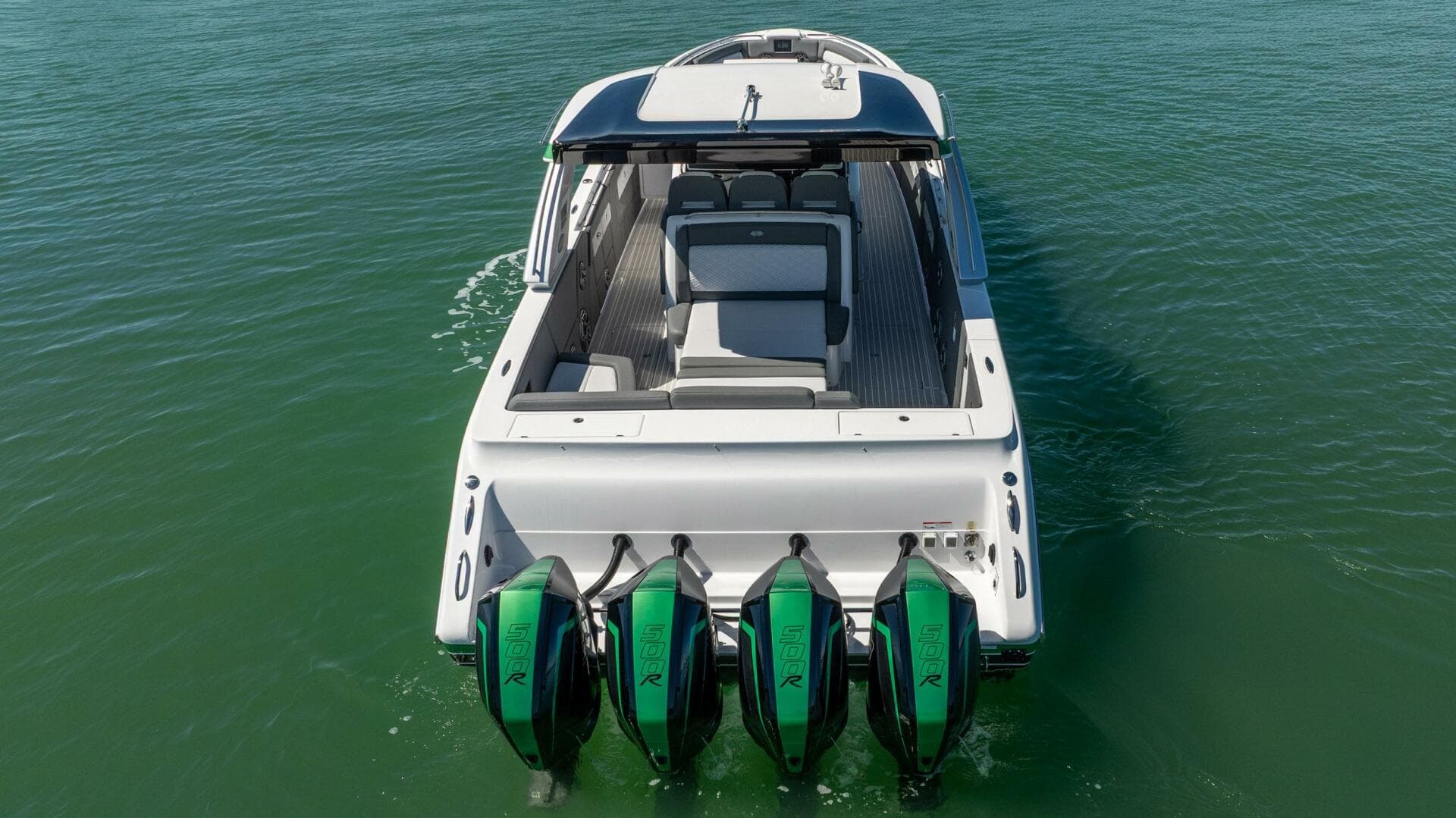 2024 Cigarette 42 Auroris