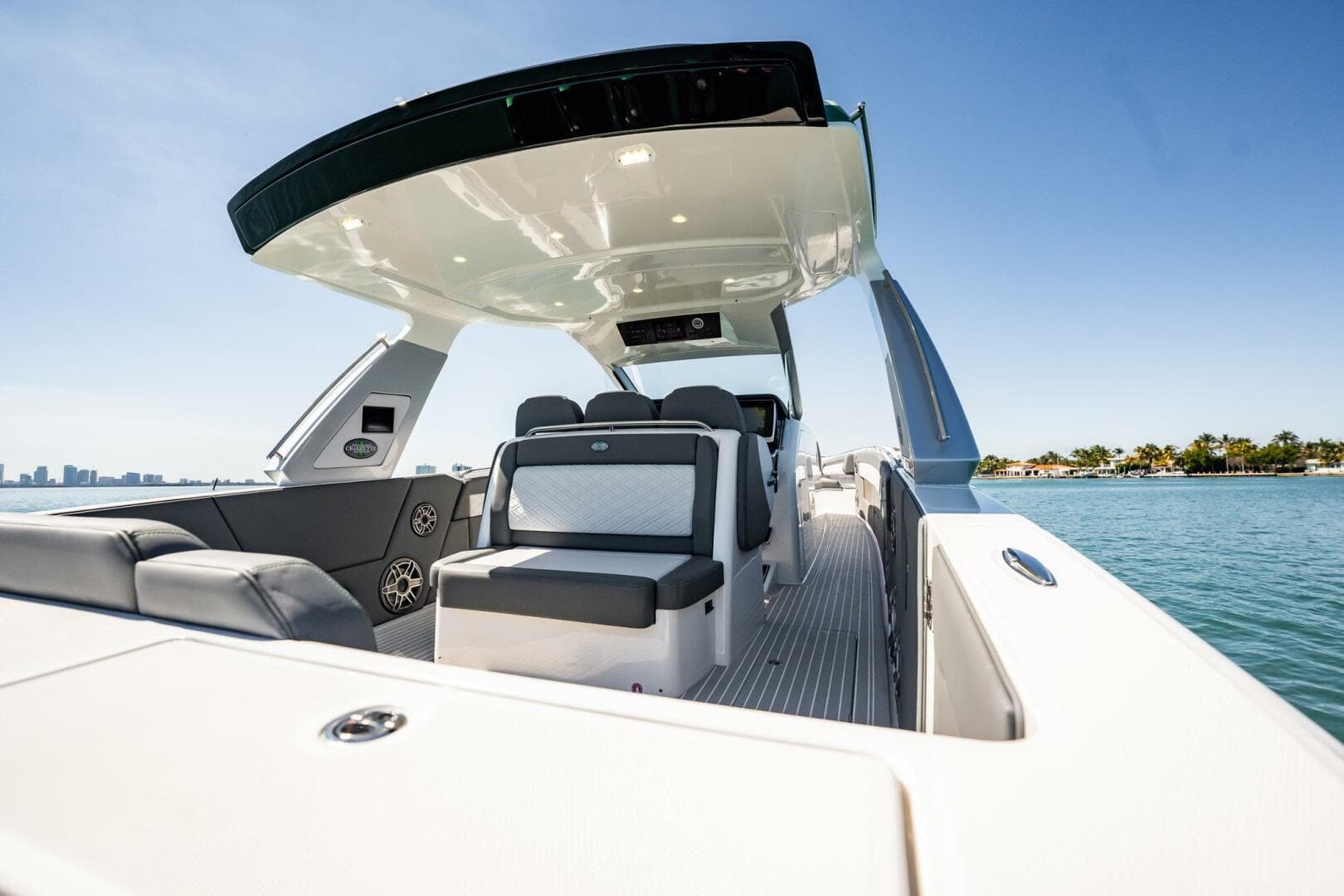 2024 Cigarette 42 Auroris