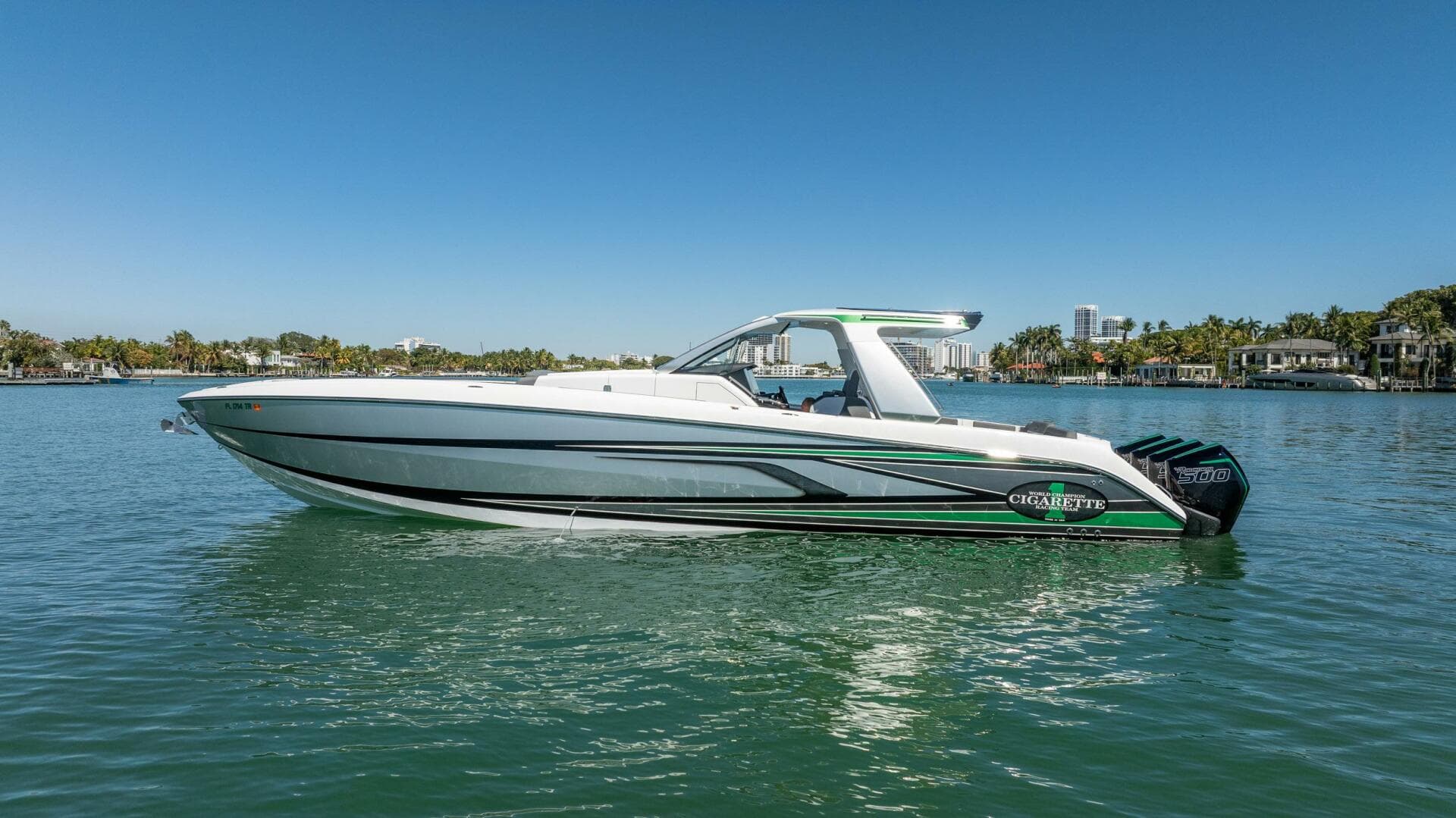 2024 Cigarette 42 Auroris