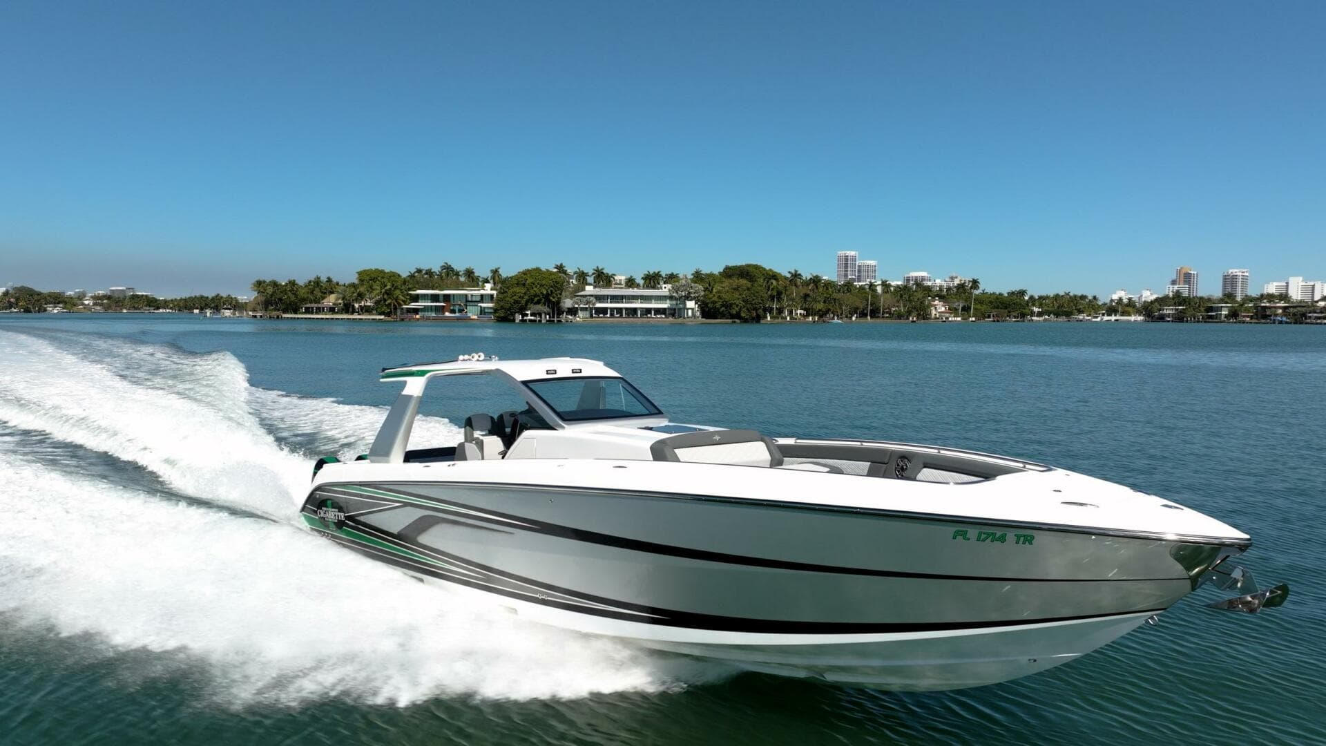 2024 Cigarette 42 Auroris