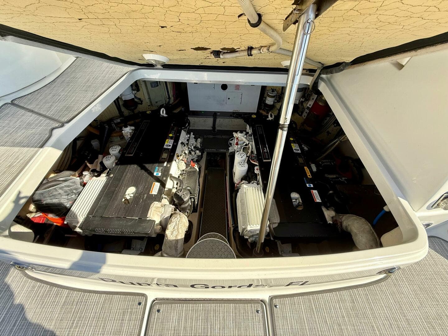 2008 Formula 37 Performance Cruiser