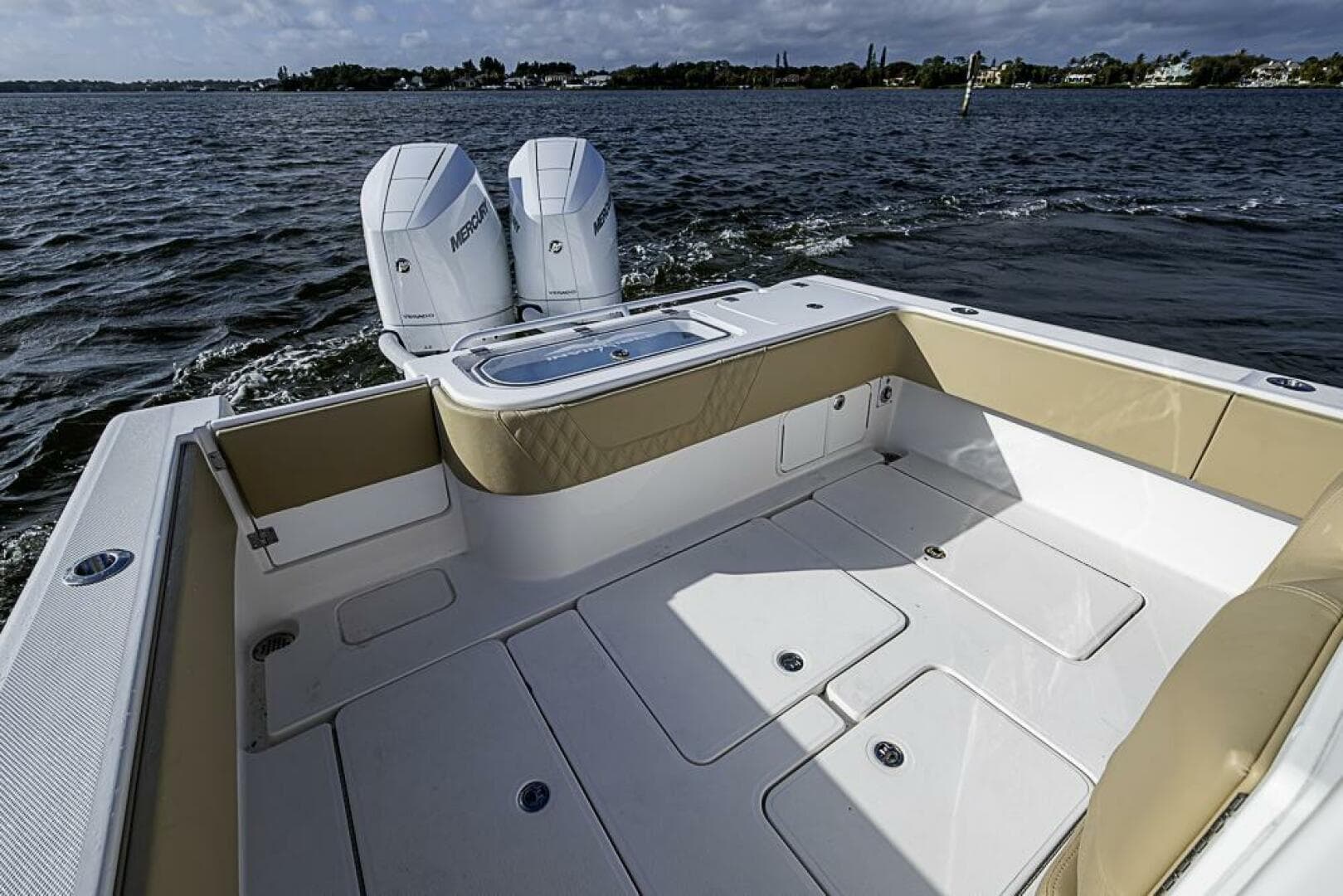 2023 Invincible 33 Open Fisherman