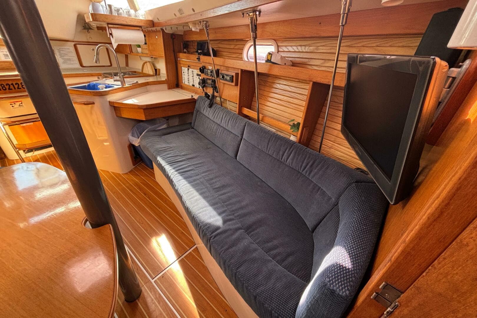2006 Catalina 320