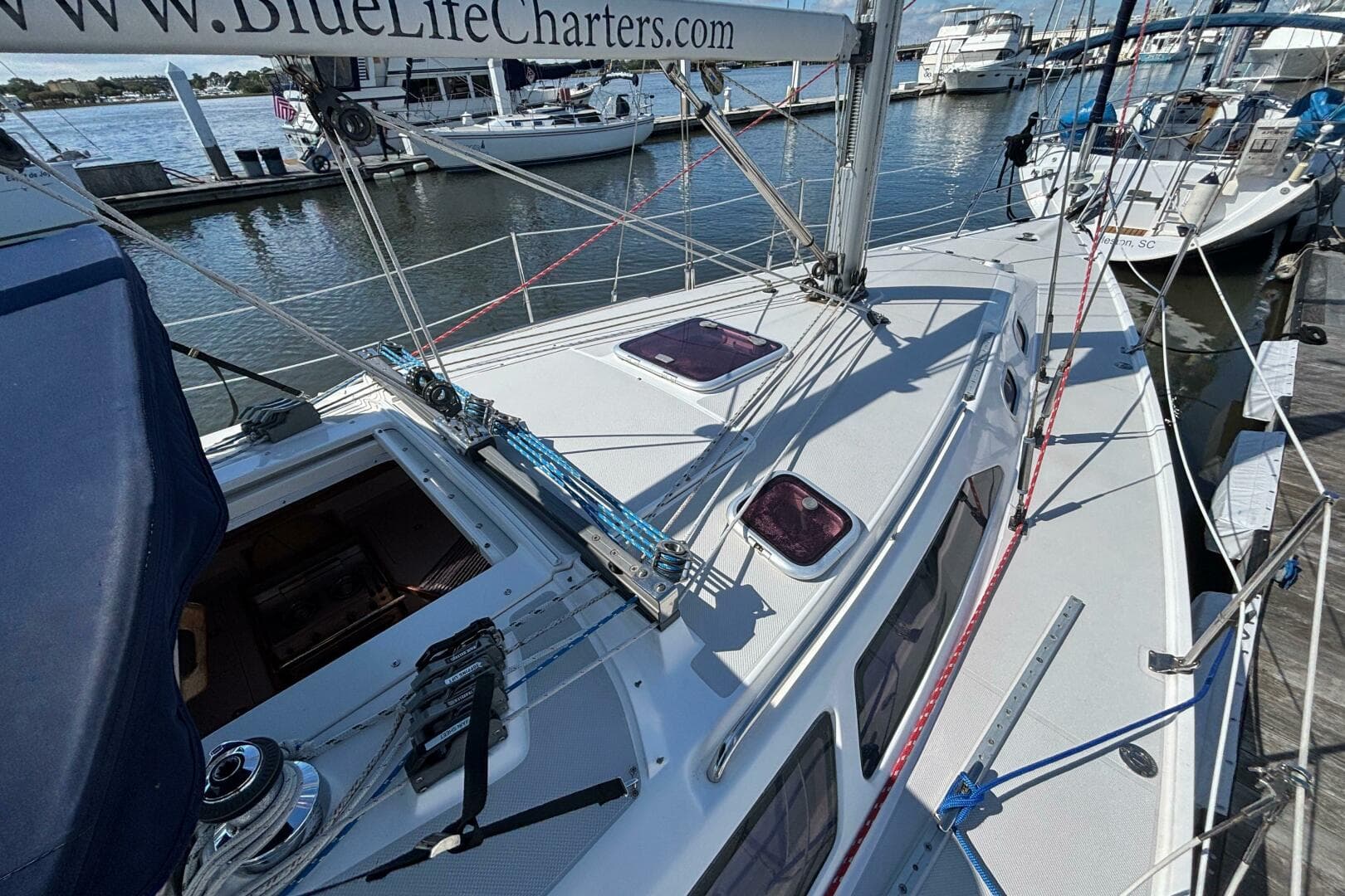 2006 Catalina 320