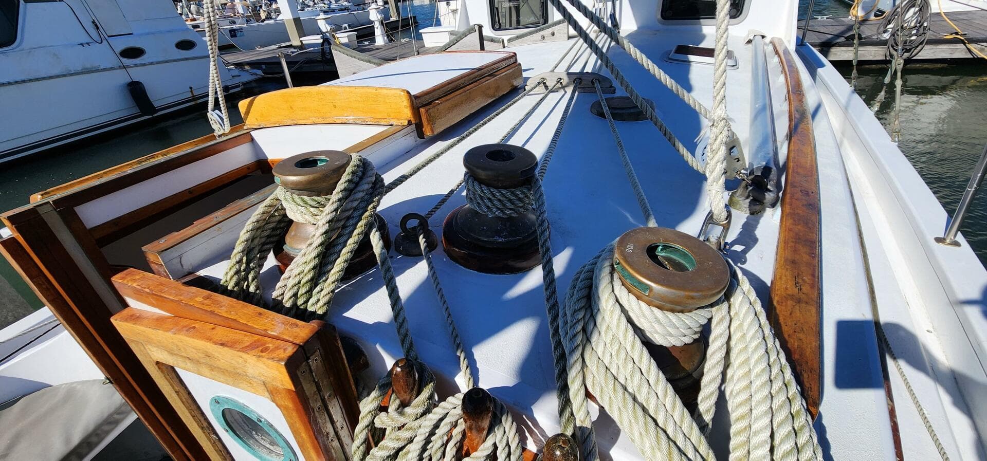 1996 Tillotson-Pearson Motorsailer 32