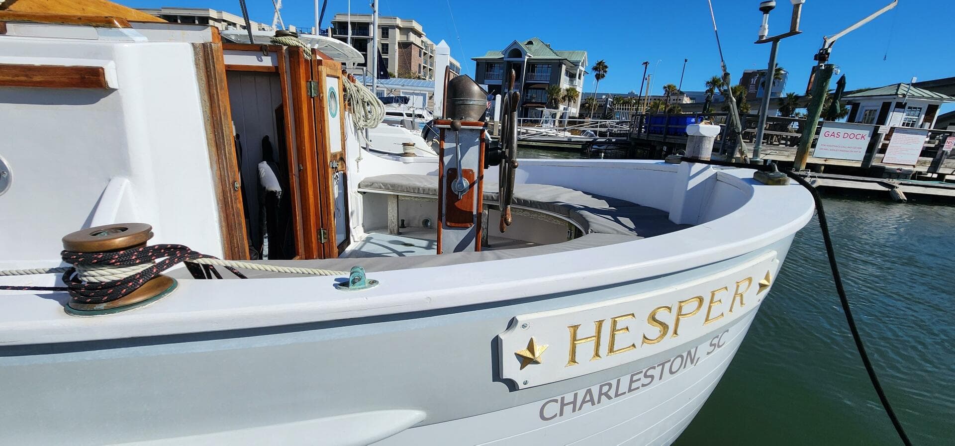 1996 Tillotson-Pearson Motorsailer 32