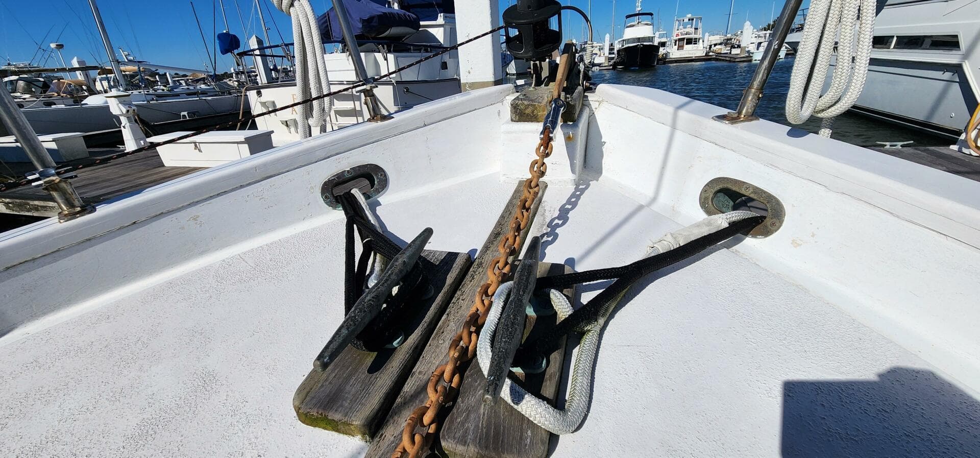 1996 Tillotson-Pearson Motorsailer 32