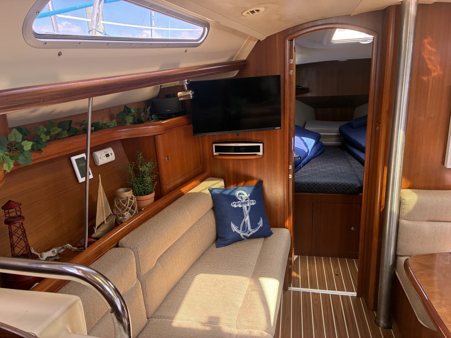 2008 Hunter 38 - 
