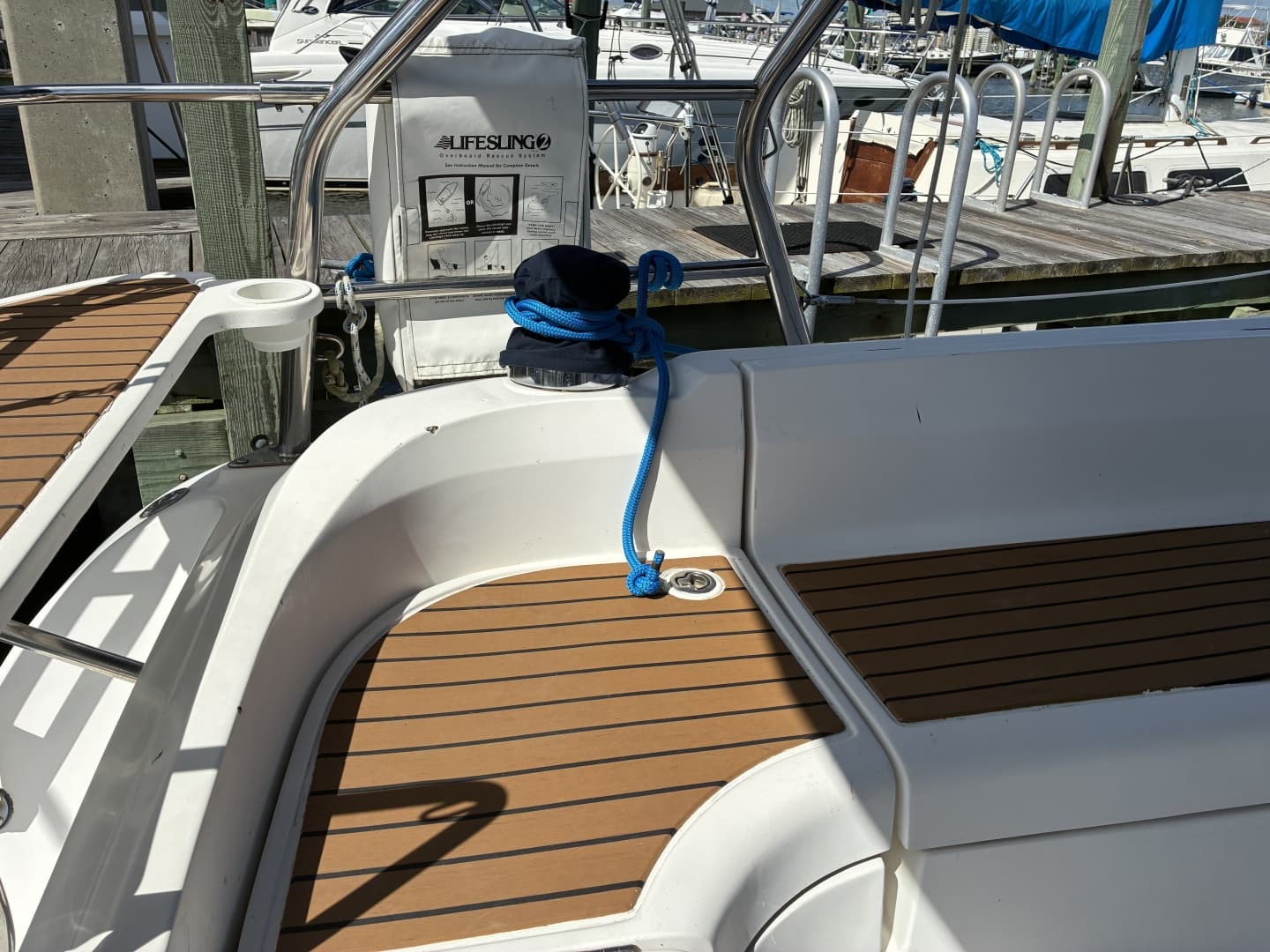 2008 Hunter 38 - 