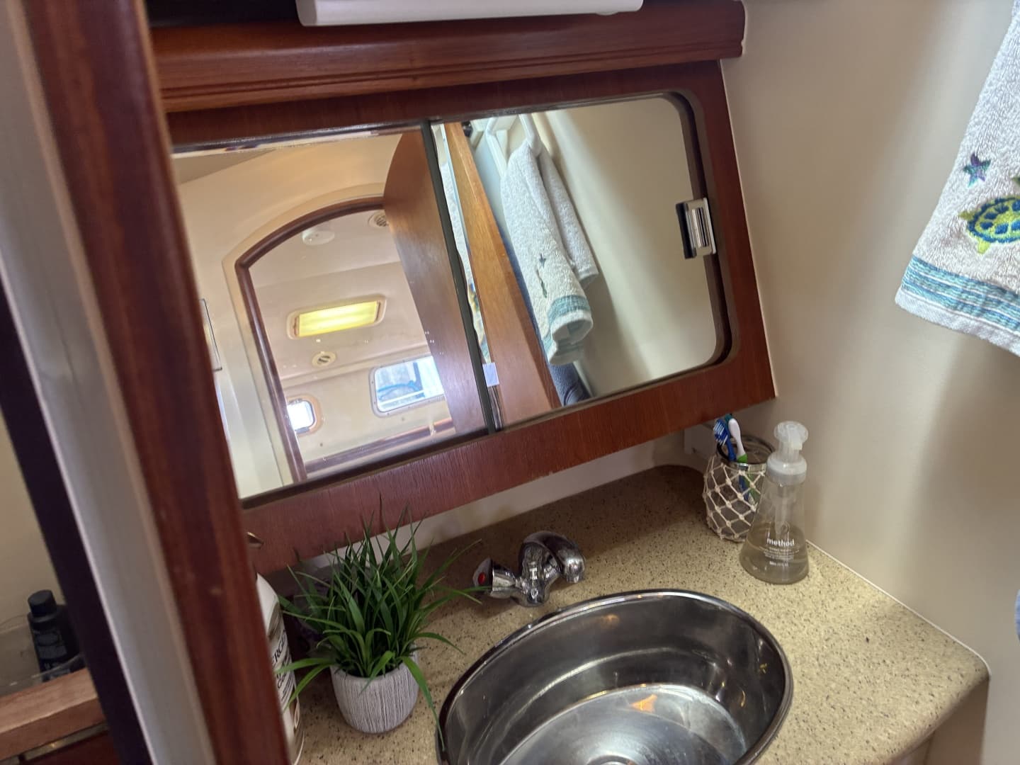 2008 Hunter 38 - 