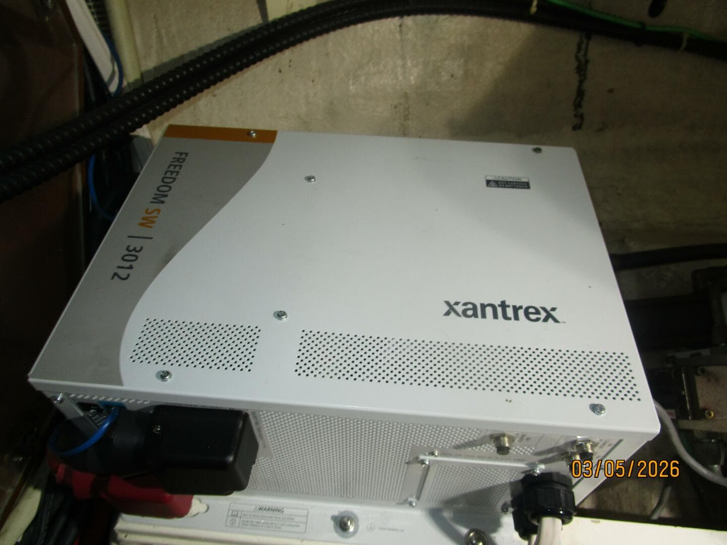 42' Grand Banks inverter-charger