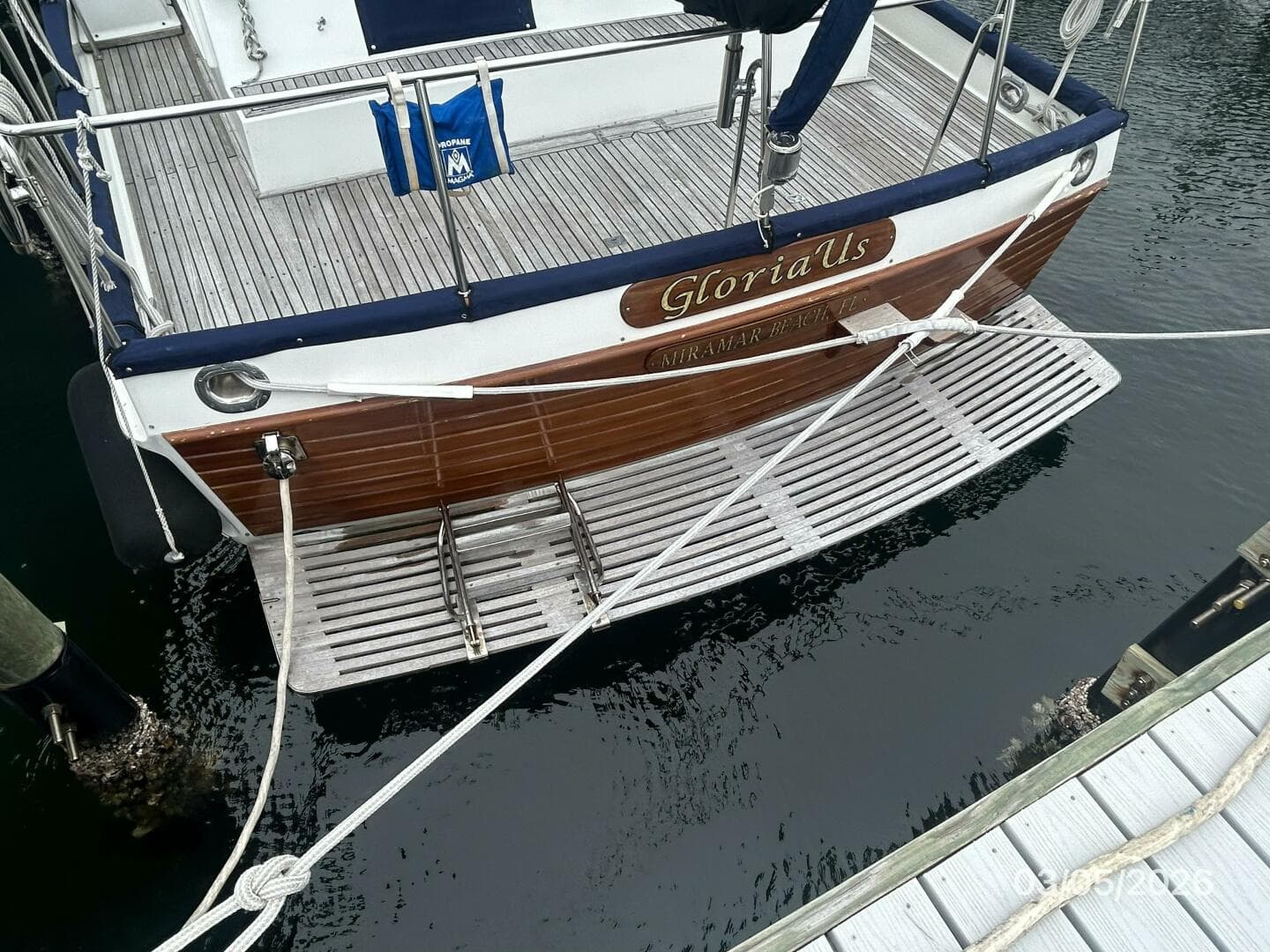 42' Grand Banks swimplatform