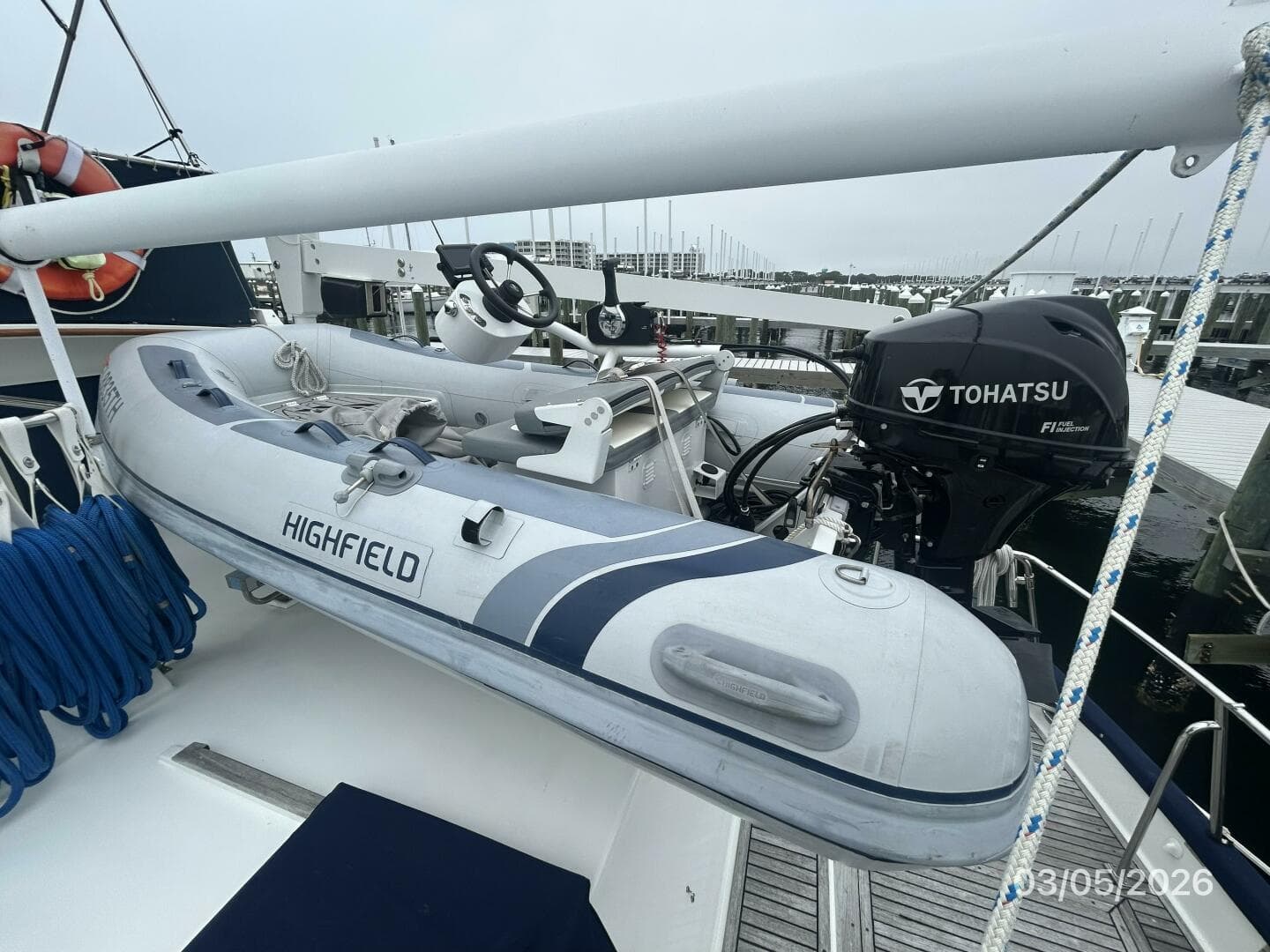 42' Grand Banks tender2