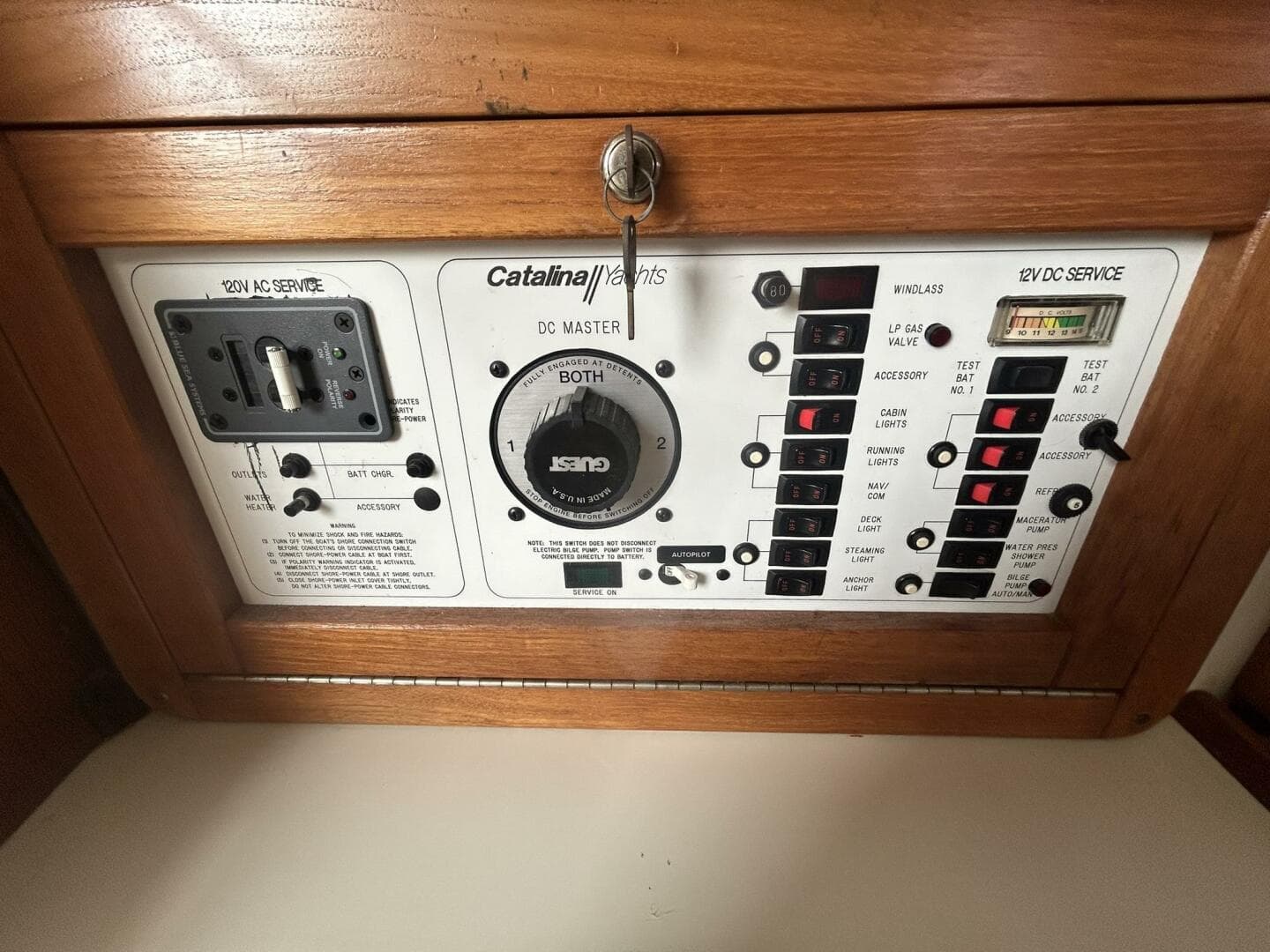 1995 Catalina 320 Study Hull