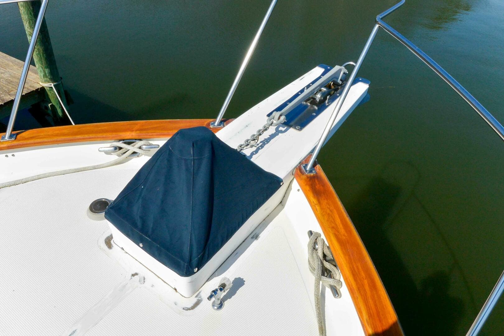 Windles cover & anchor 