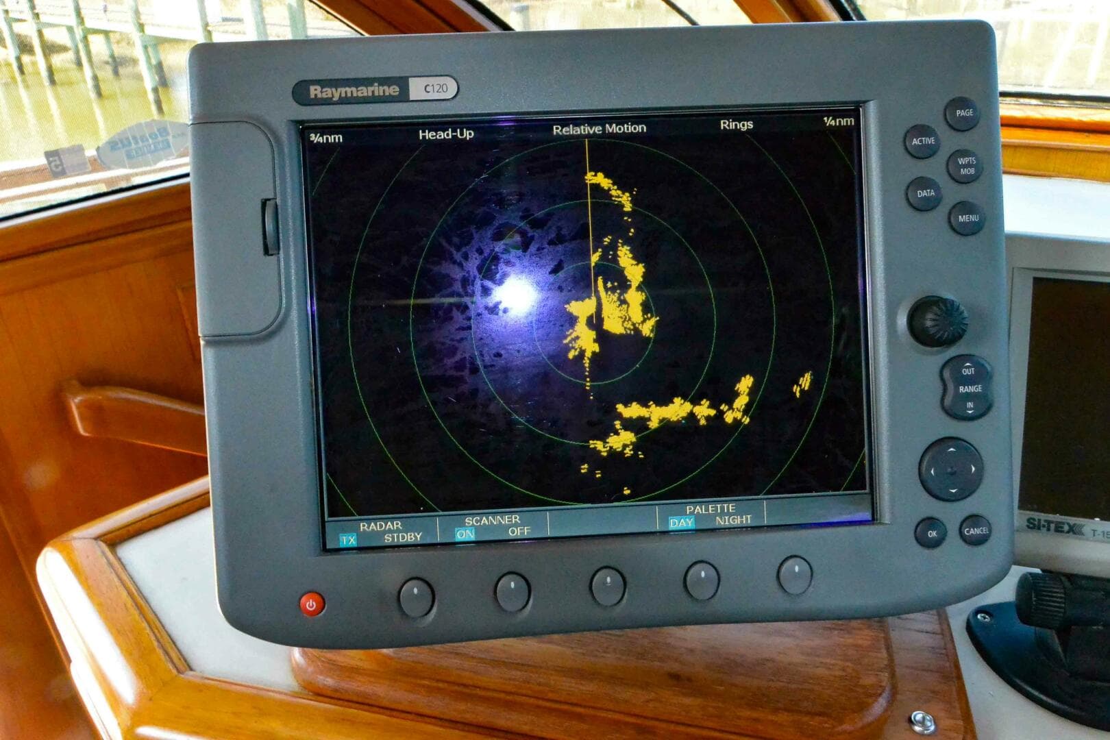 Pilothouse helm radar