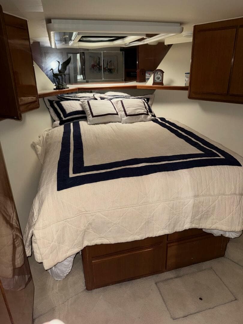 1998 Viking Motor Yacht