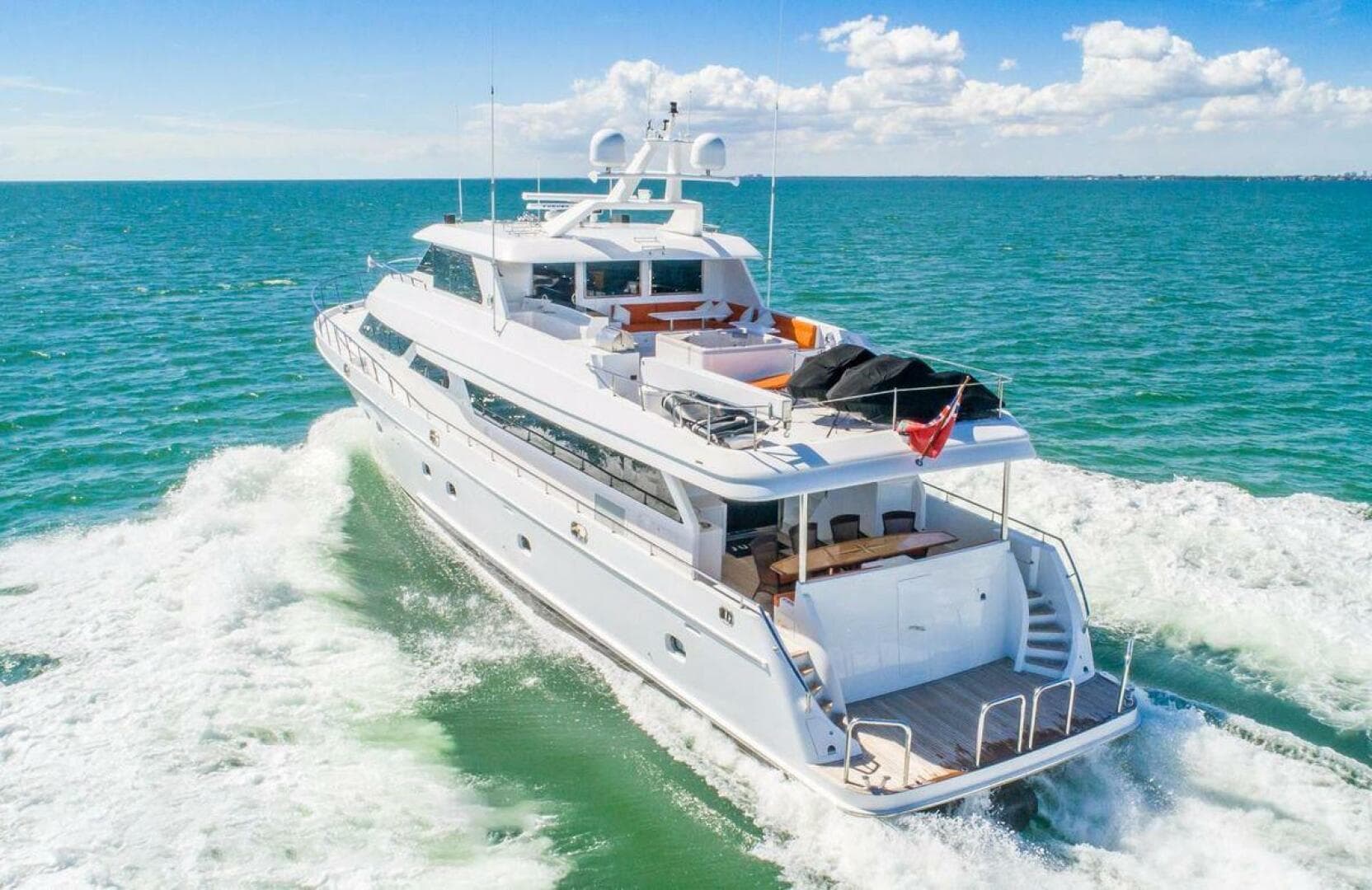 2008 Ocean Alexander 100 Skylounge Megayacht