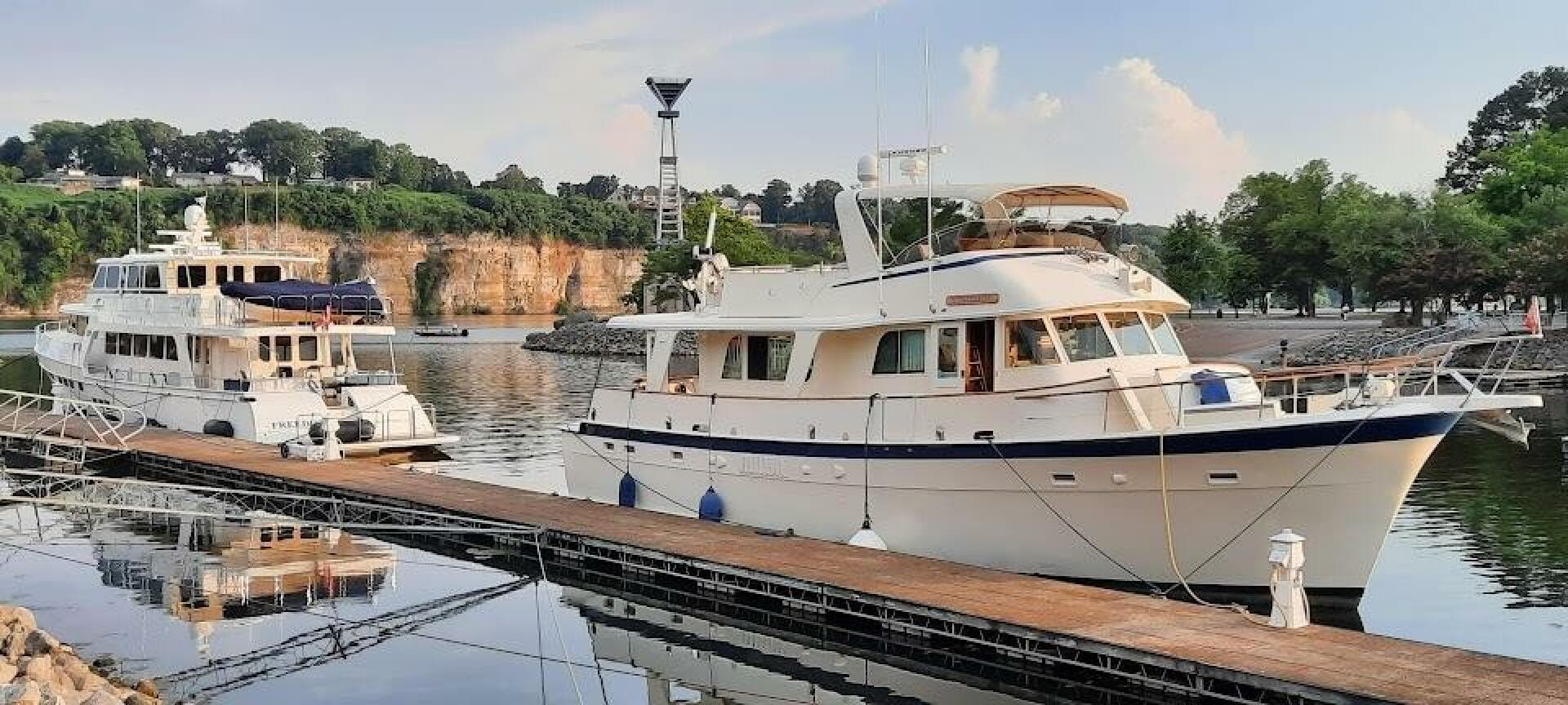 1975 Hatteras 58 LRC