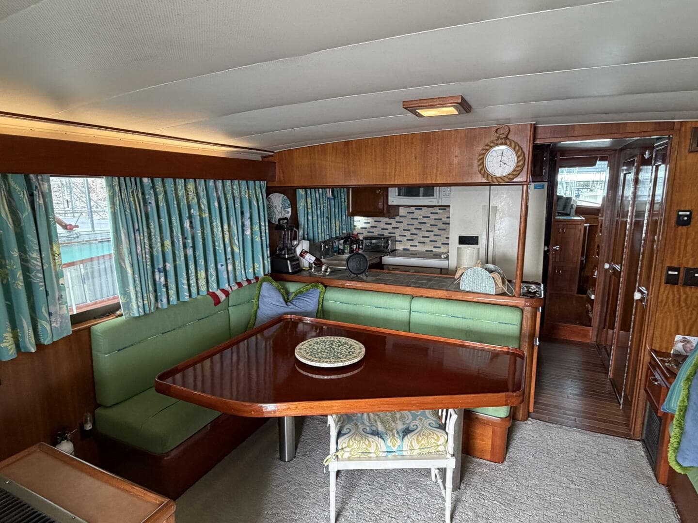 1975 Hatteras 58 LRC
