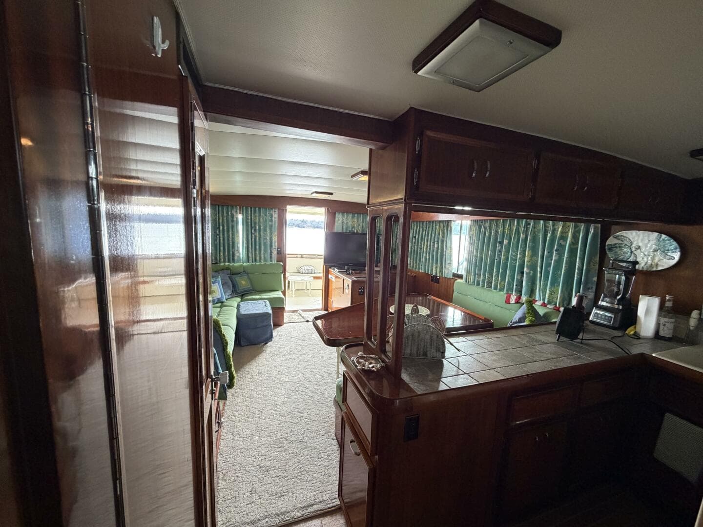 1975 Hatteras 58 LRC