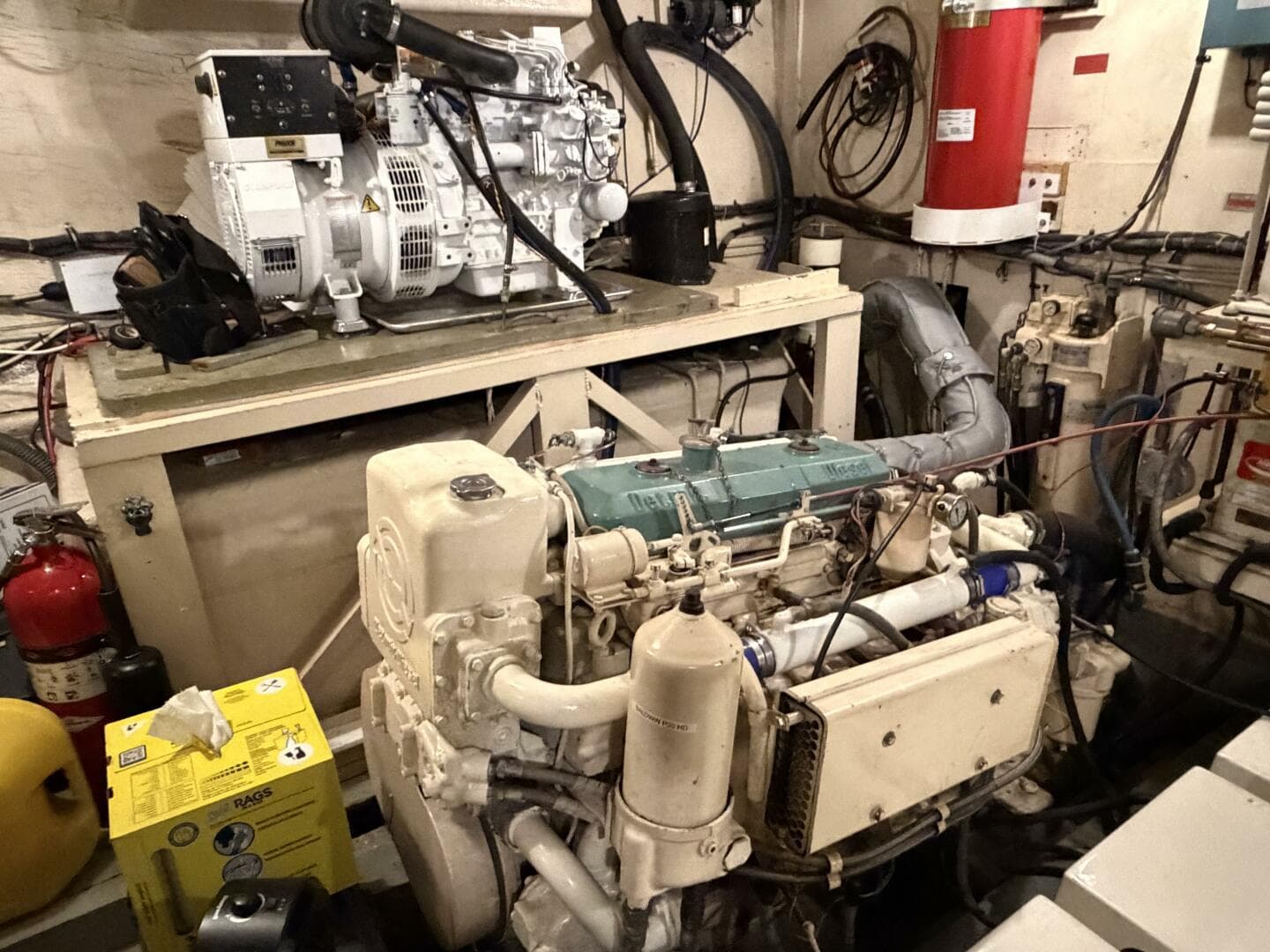 1975 Hatteras 58 LRC