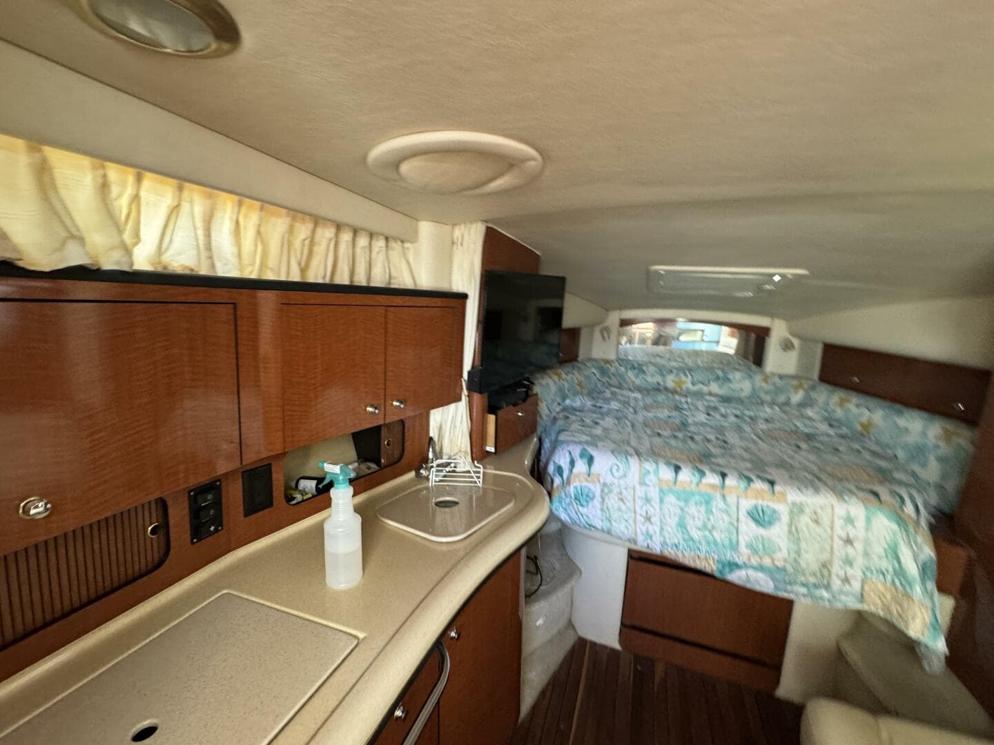 2002 Sea Ray 320 Sundancer