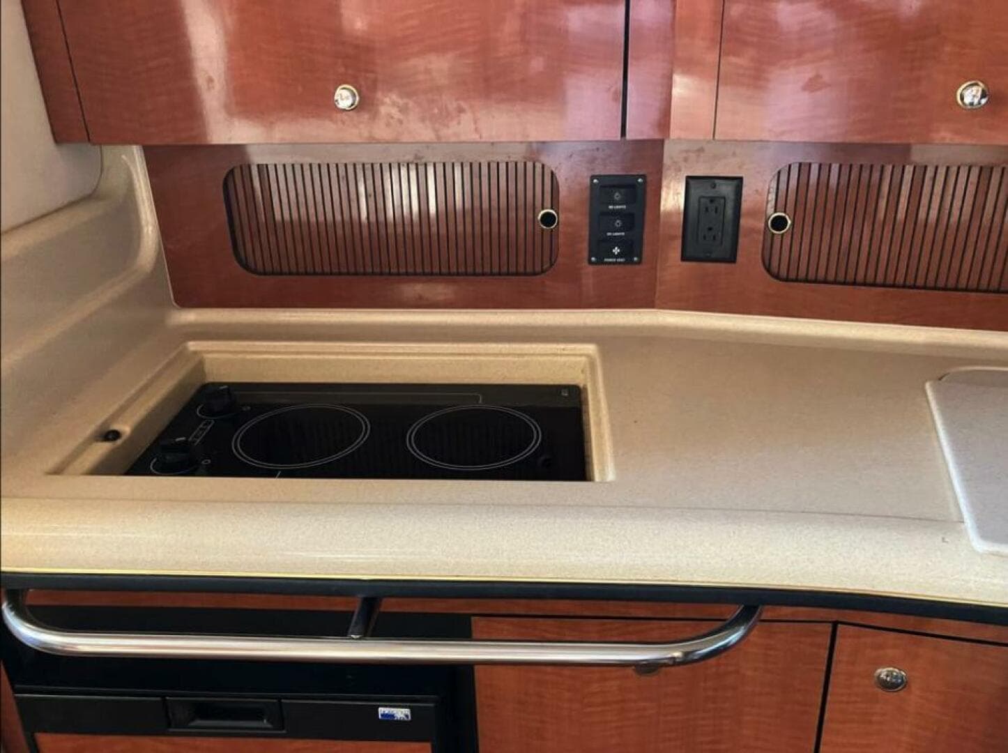 2002 Sea Ray 320 Sundancer