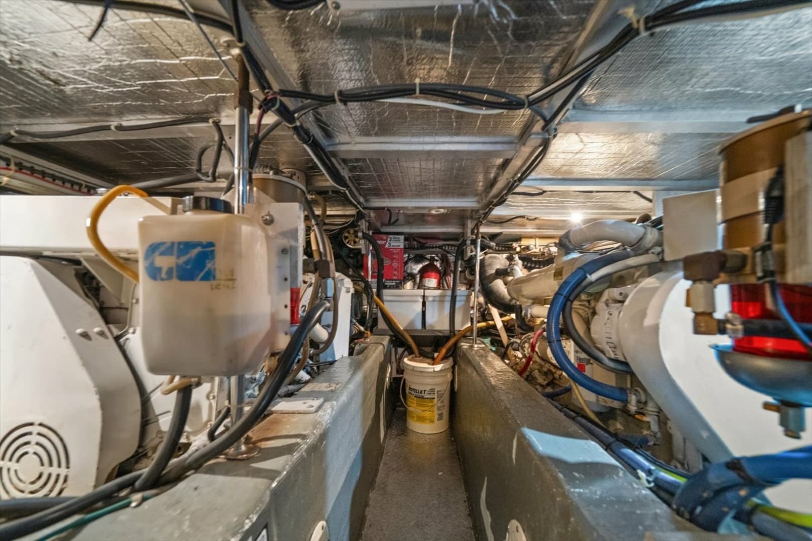 1998 Carver 455 Aft Cabin MY