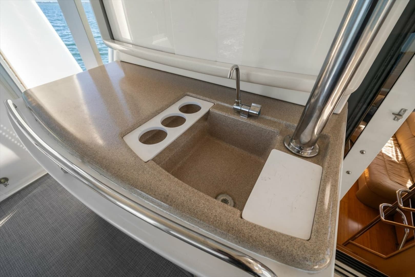 1998 Carver 455 Aft Cabin MY