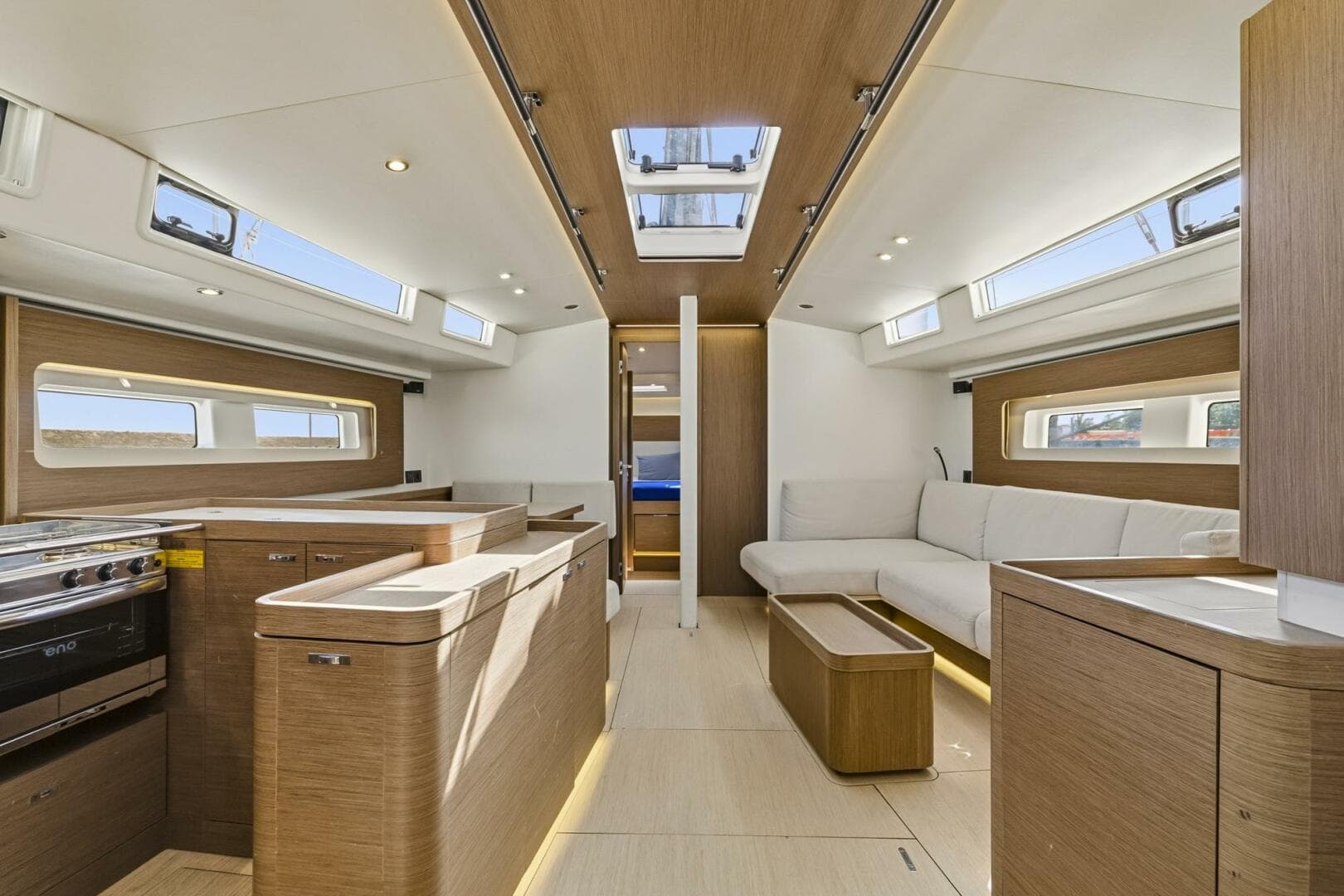 2024 Beneteau Oceanis Yacht 54