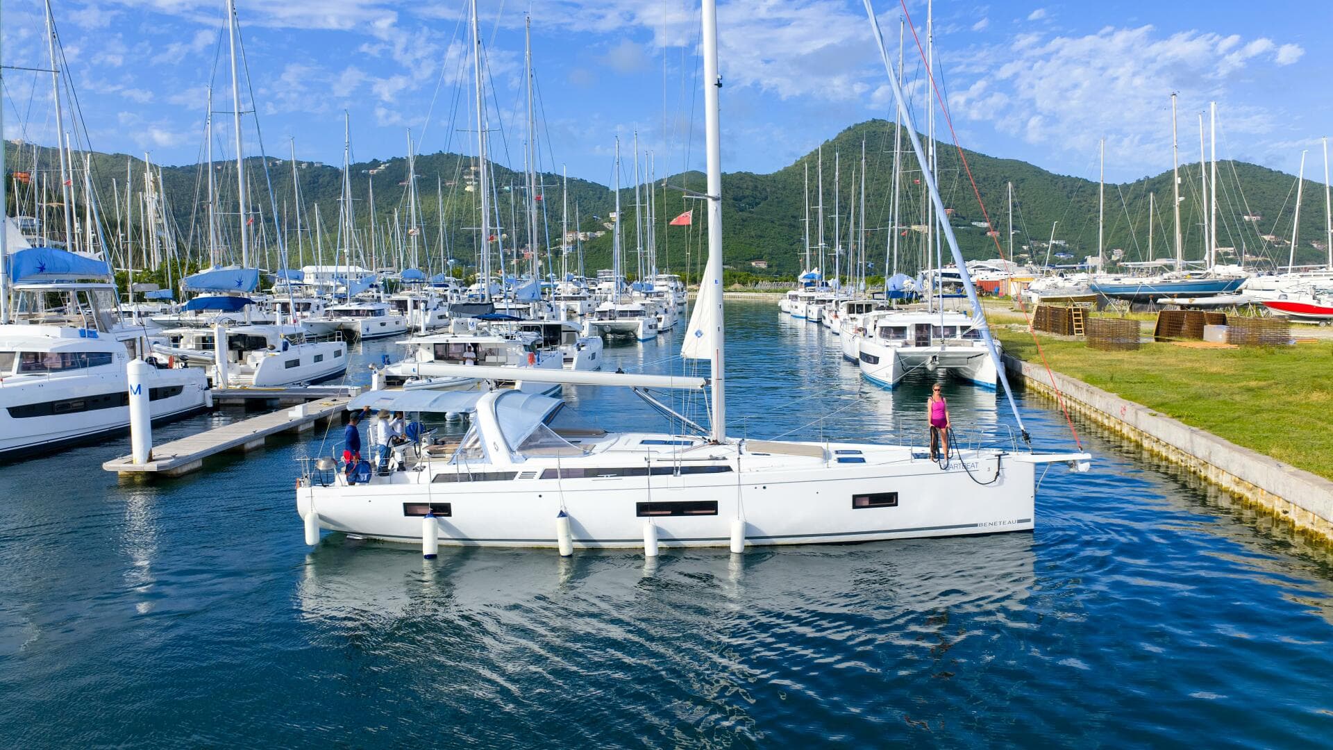 2024 Beneteau Oceanis Yacht 54