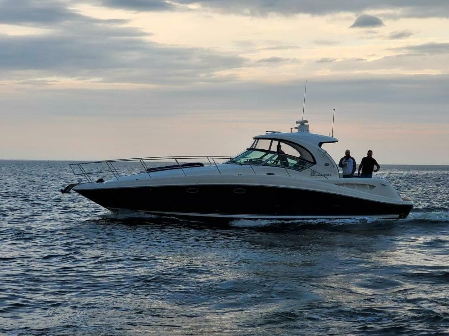 2004 Sea Ray 390 Sundancer