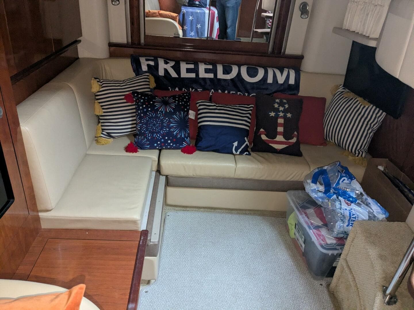 2004 Sea Ray 390 Sundancer