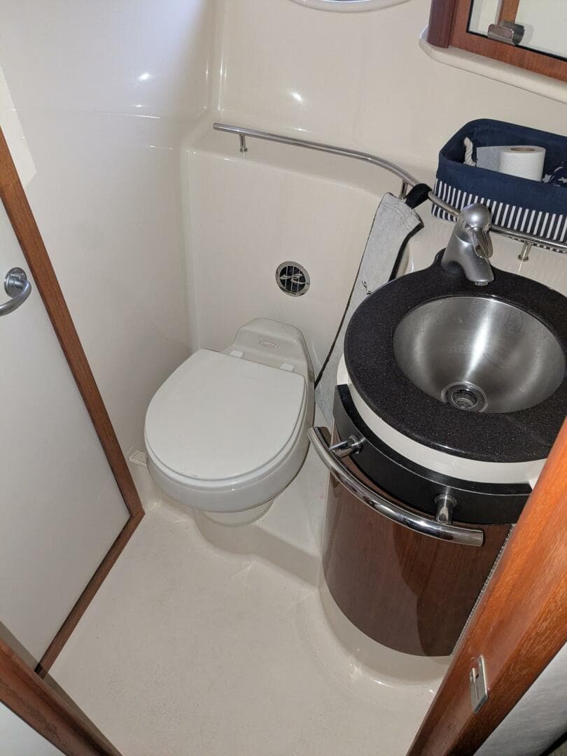 2004 Sea Ray 390 Sundancer