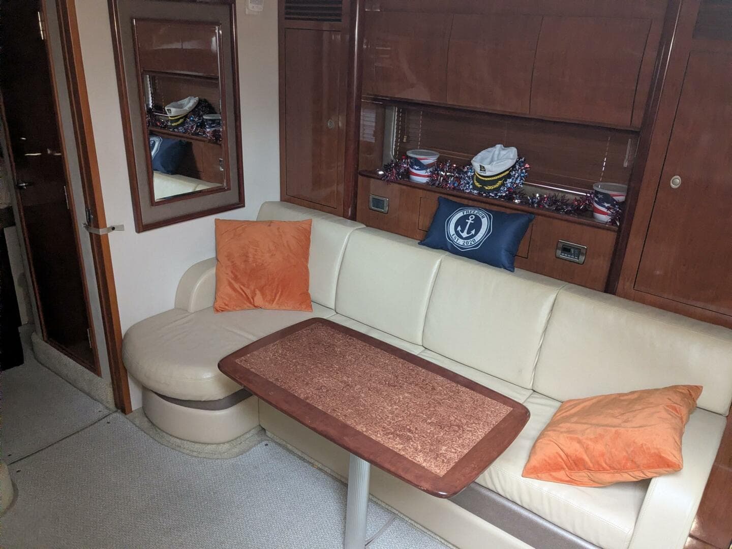 2004 Sea Ray 390 Sundancer