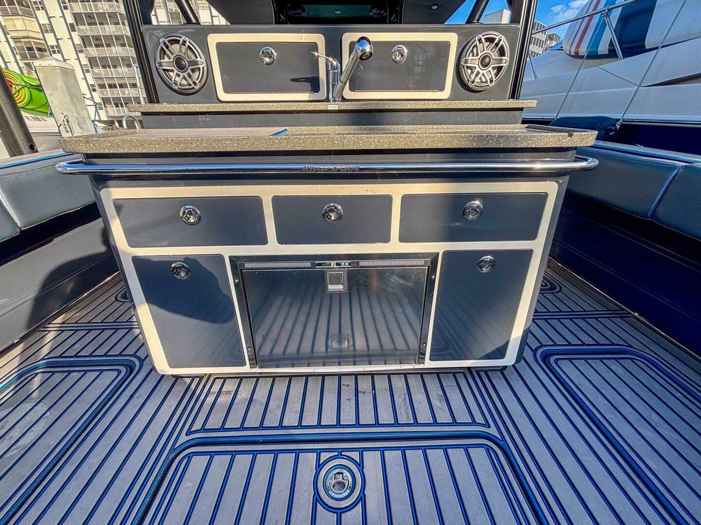 2016 Hydra-Sports 4200 Siesta