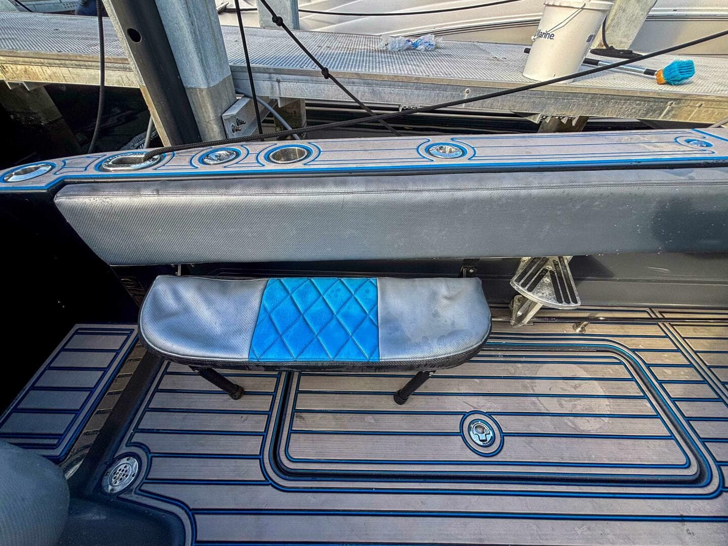 2016 Hydra-Sports 4200 Siesta