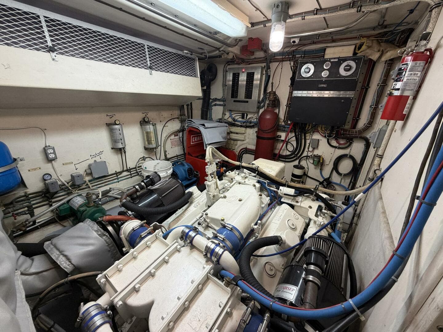 1987 Hatteras Motor Yacht