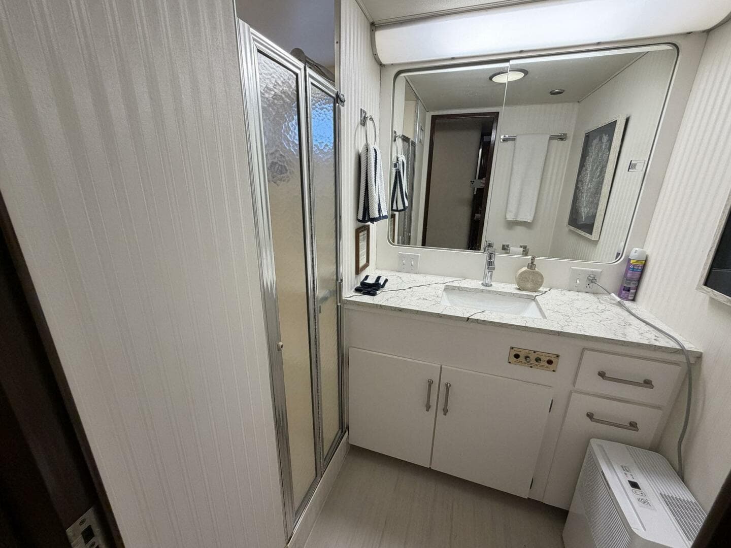 1987 Hatteras Motor Yacht