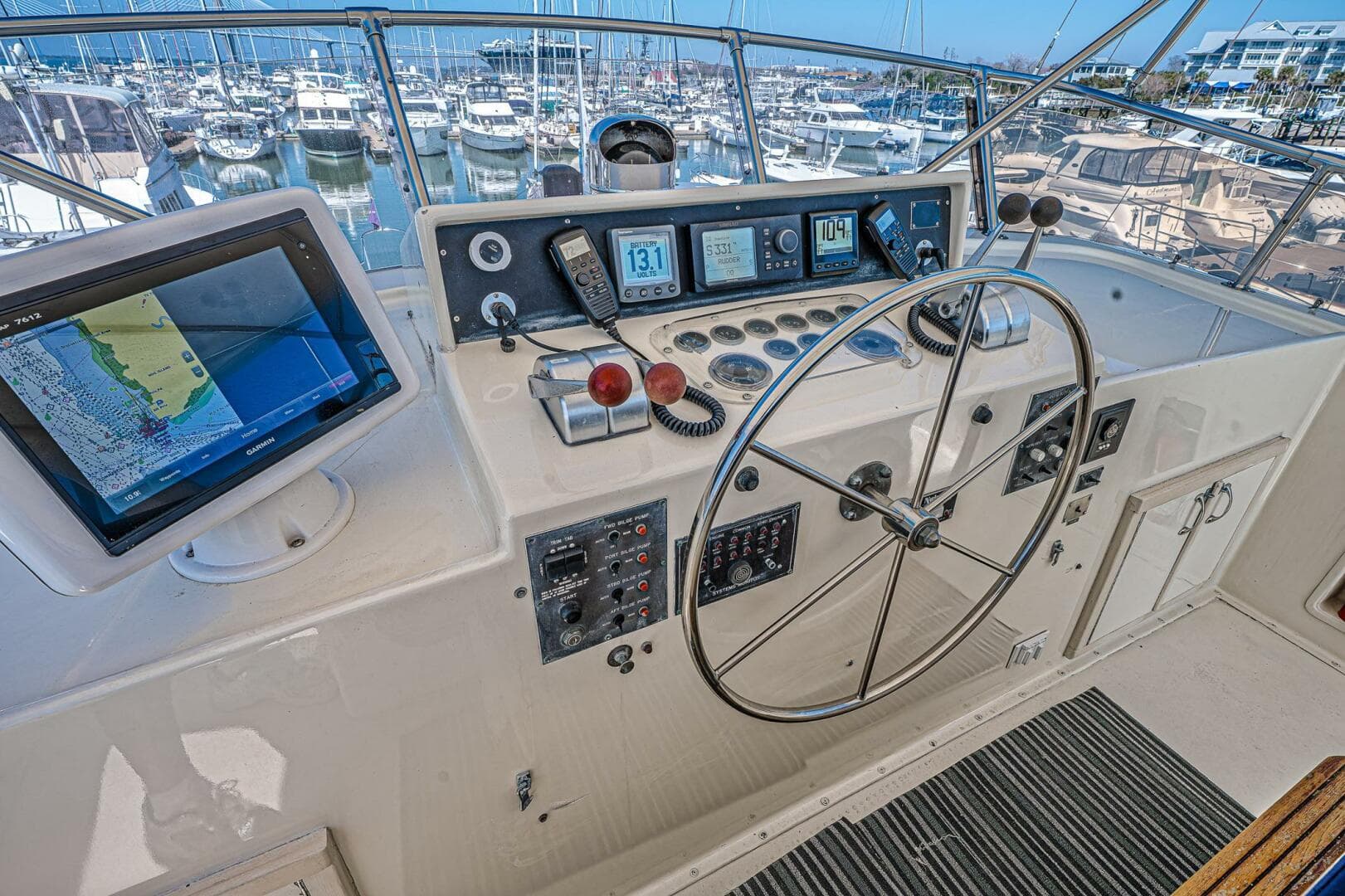 1987 Hatteras Motor Yacht